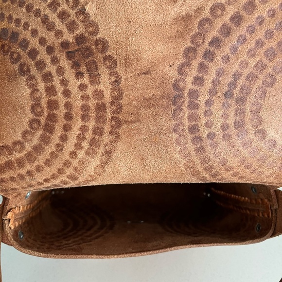 NEW!!! Handcrafted TOOLED CROSSBODY HANDBAG - Picture 4 of 5